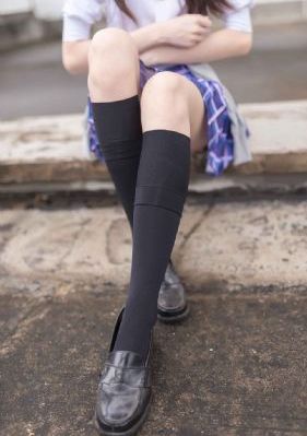 女生玩弄男生小鸡鸡_4K动漫免费观看